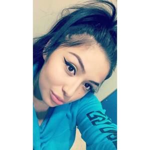 Meet your Posher, Cinthya